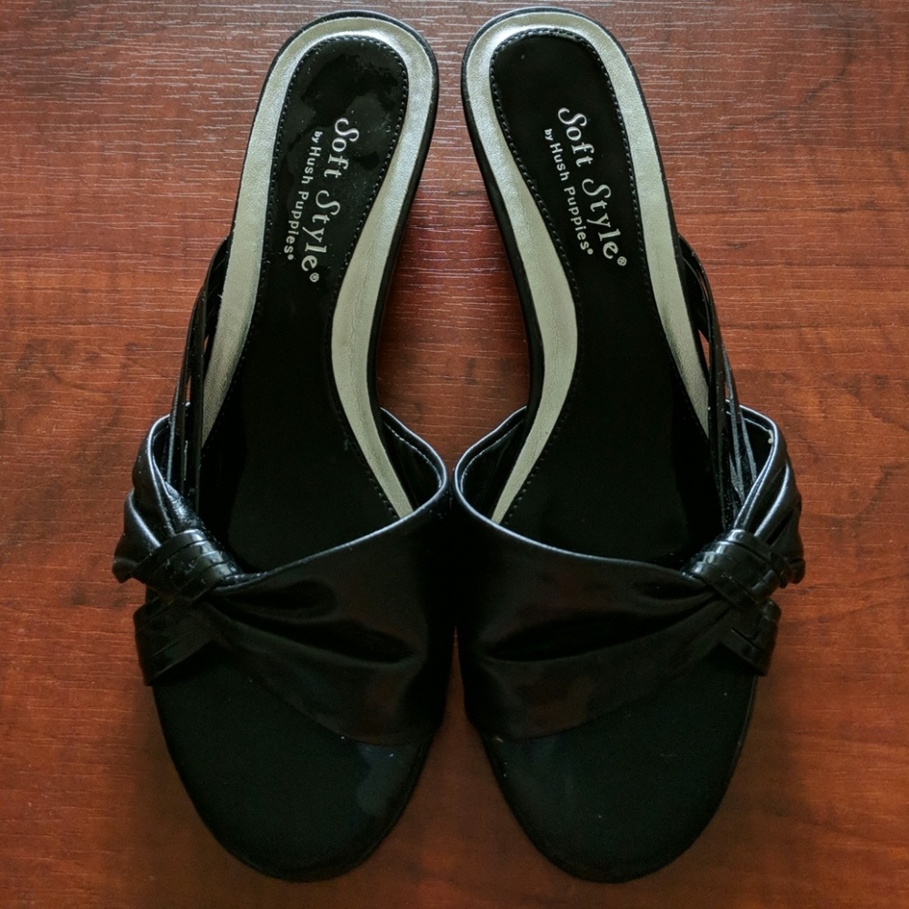 4 for $13 sale    by Hush Puppies 6w